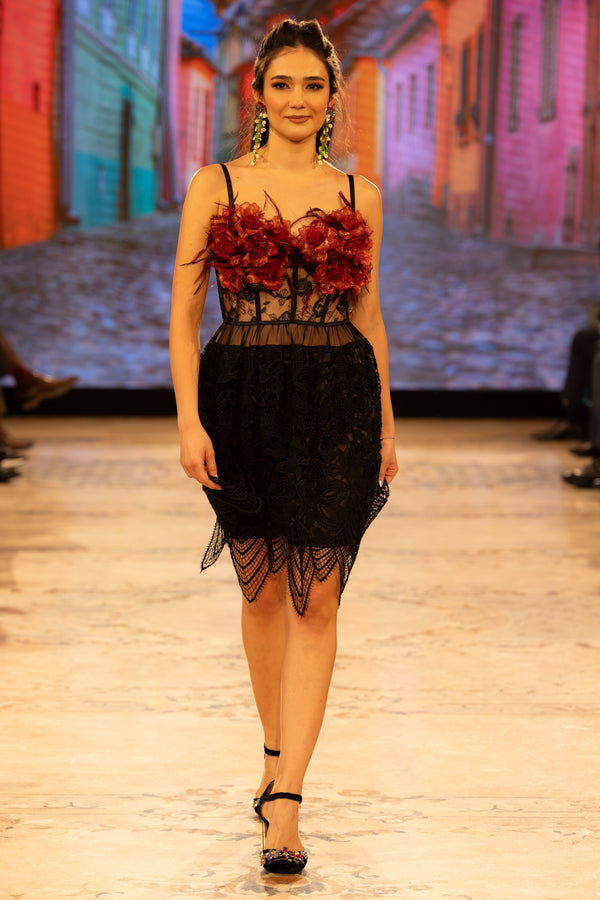 Rochie dantela si fori pictate S77